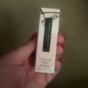 Fenty Beauty Gloss Bomb in Cream